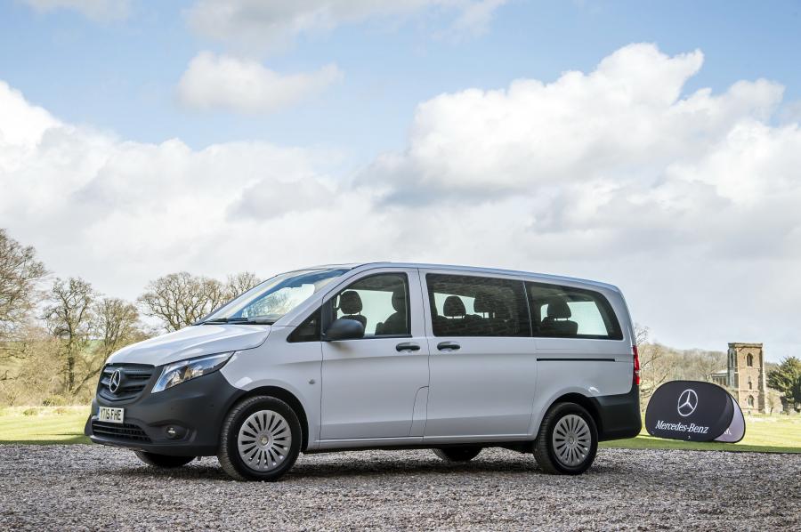  Mercedes-Benz Vito Tourer Pro 2015 года  (UK) (фото 6 из 10)